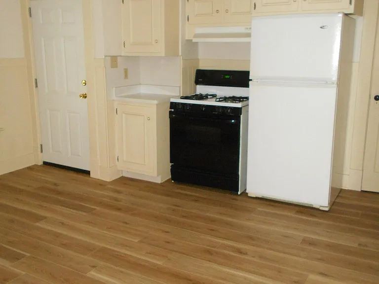 2658 Myrtle St #2 — Photo 8