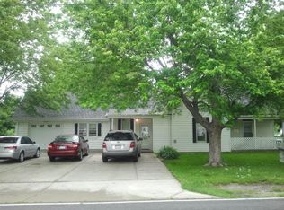 500 NE Douglas St, Lees Summit, MO 64063