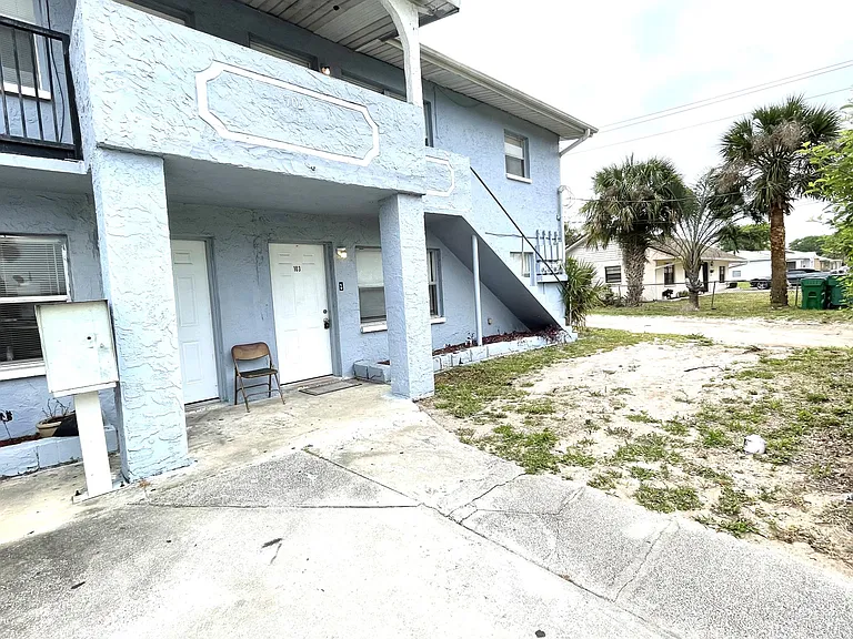 703 S Wilson Ave #103 — Photo 2