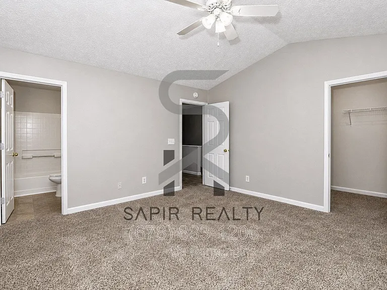 5791 Strathmoor Manor Cir — Photo 10