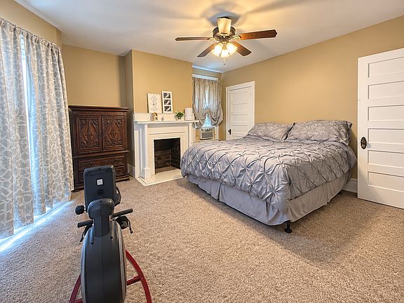 3rd image of 36 & 38 Walnut Ave #36