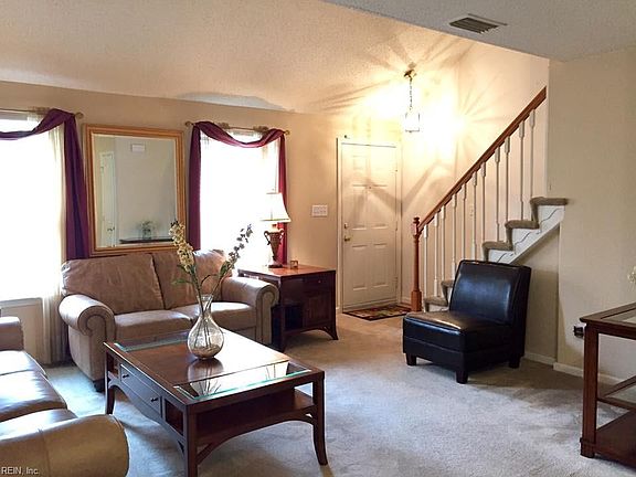 2nd image of 300 Towering Oak Ct