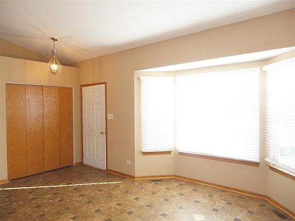 2nd image of 493 Dover Pond Dr #2