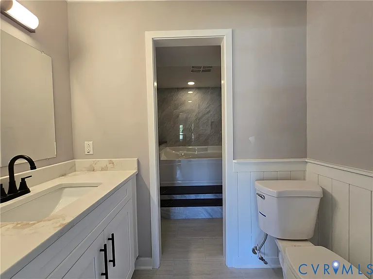 419 Airycrest Dr — Photo 20