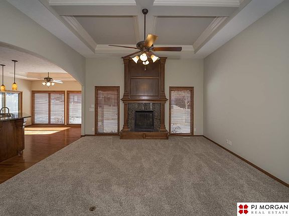 4th image of 7428 S 102nd St