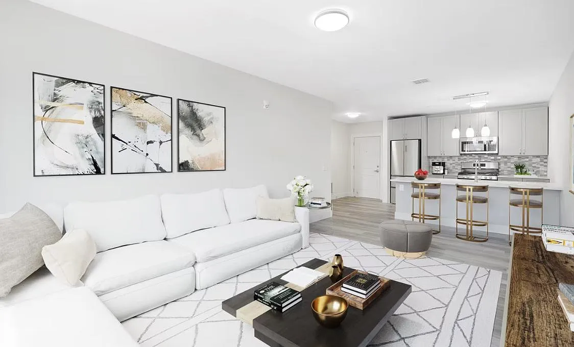 39 Cornelison Ave — Photo 2