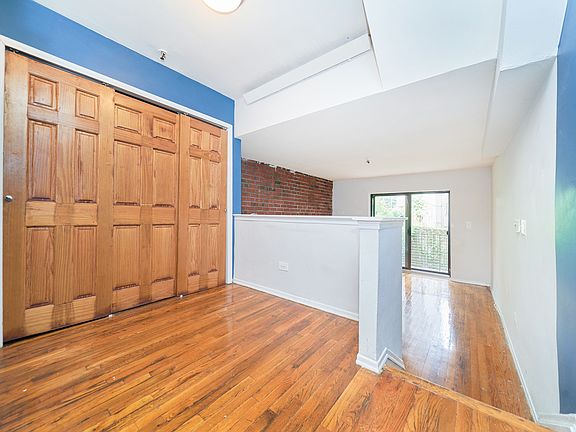 4th image of 432 E 88th St APT 305