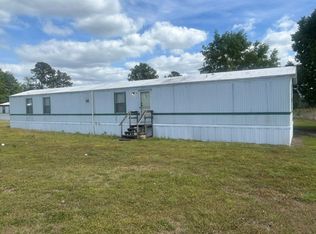 25 Proctorville Church Rd, Orrum, NC 28369