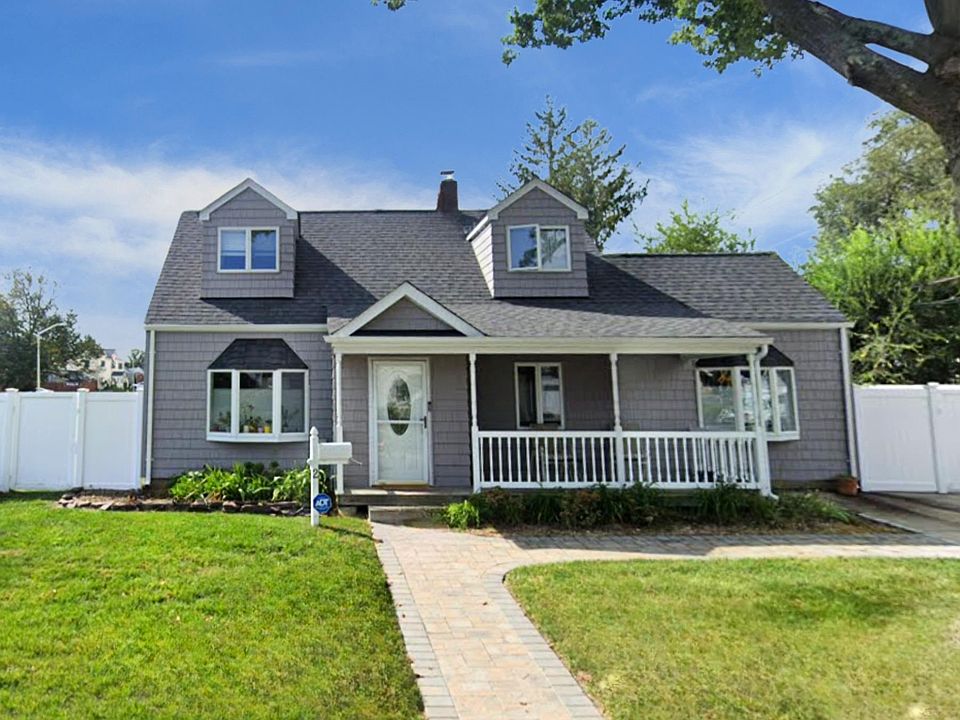 1st image of 2 Violet Lane