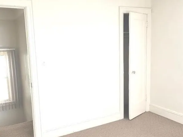 (undisclosed Address), Floral Park, NY 11001