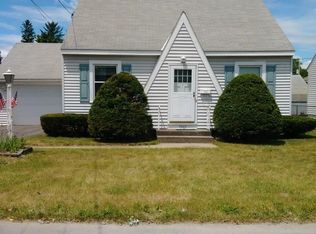 1965 Carlton St, Schenectady, NY 12306