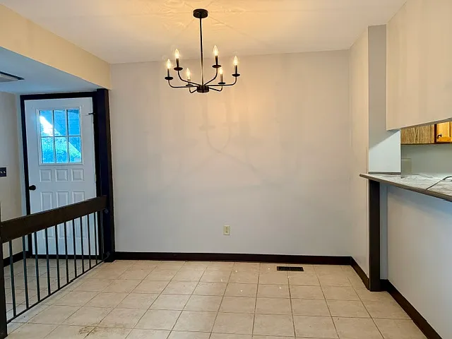 2539 Lexington Ontario Rd — Photo 4