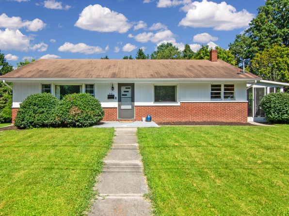 Lewisburg Real Estate Lewisburg Wv Homes For Sale Zillow