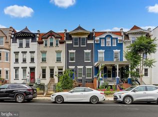 Columbia Heights, Washington, DC 20010