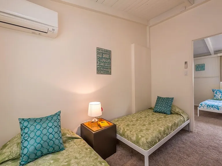 1018 Kealaolu Ave — Photo 13