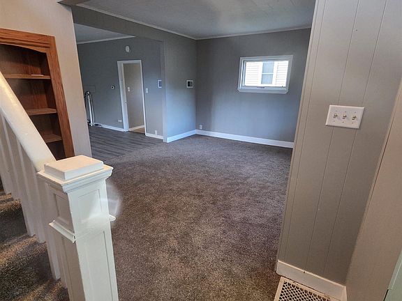 4th image of 807 6th St