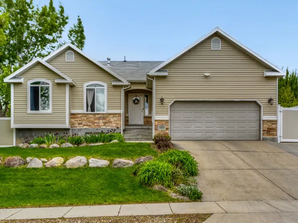 6456 S Mount Whitney Ln, Salt Lake City, UT 84118