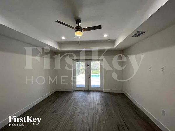 7411 Wycliff Dr — Photo 7