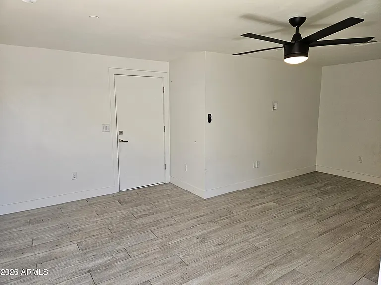 259 S Roosevelt St — Photo 37