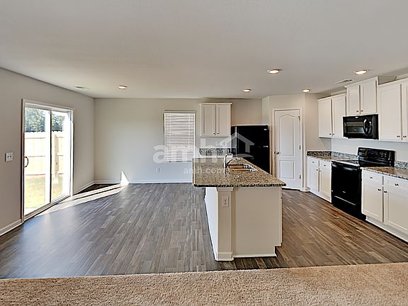 4th image of 3026 Wingadee Dr