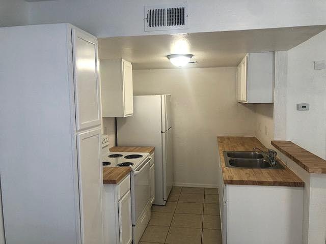 1st image of 2132 W Glenrosa Ave
