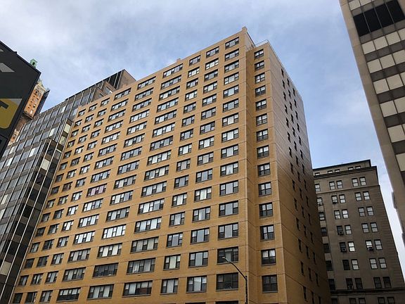 3rd image of 77 Livingston St #19A