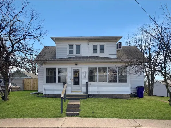 315 West 1st Street, Blair, WI 54616