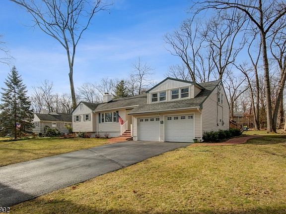2nd image of 151 Hillcrest Dr