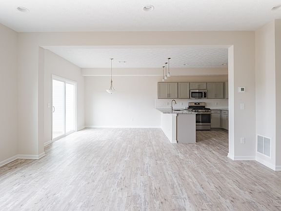 Open, airy floorplan