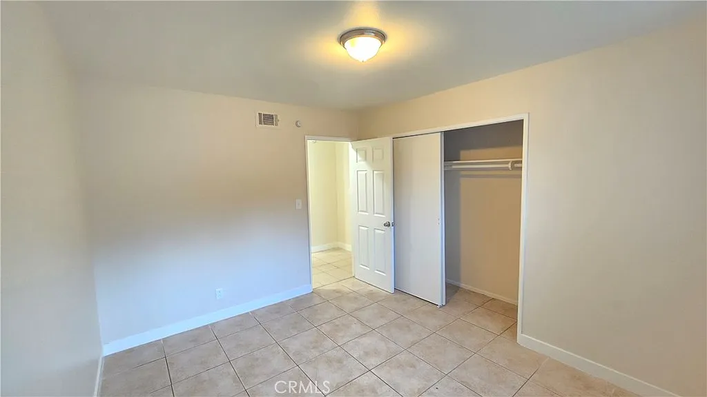 3 bed, 1150 sqft, $3,200 — Photo 3