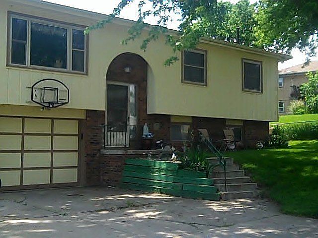 1st image of 3305 Tamarac Dr