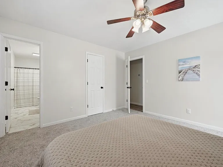 1512 E Dartmouth Ave — Photo 9