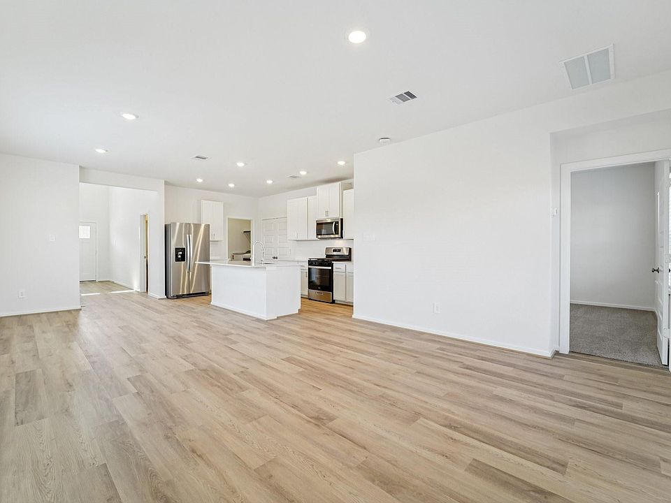 1st image of 2306 Pioneer Landing Ln