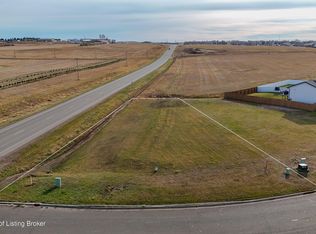 492 River Dr, Dickinson, ND 58601