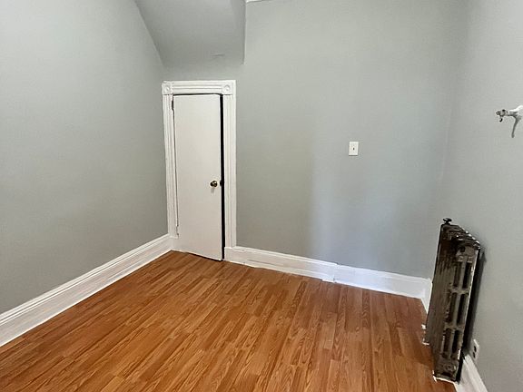 5th image of 44 Clerk St #3