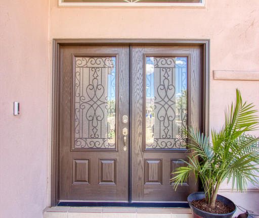 2nd image of 6261 Viale Del Sol Ave