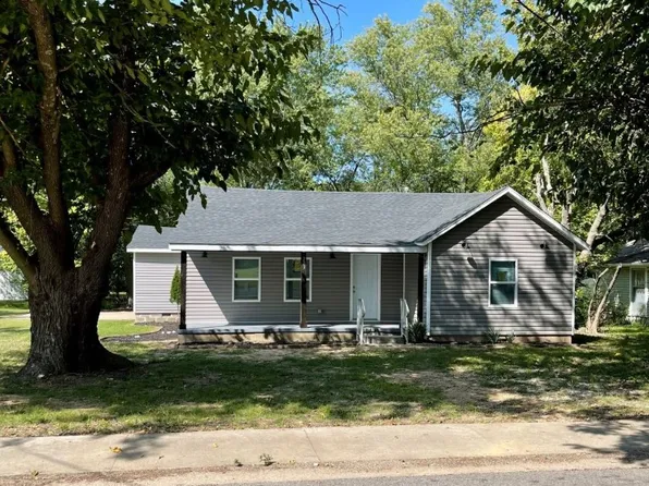203 W School St, Lincoln, AR 72744