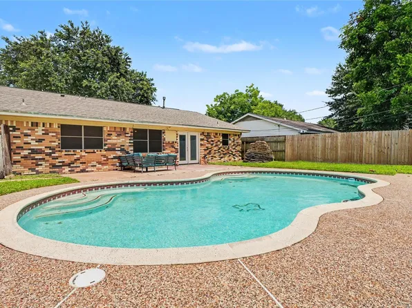 4210 Cork Ln, Deer Park, TX 77536