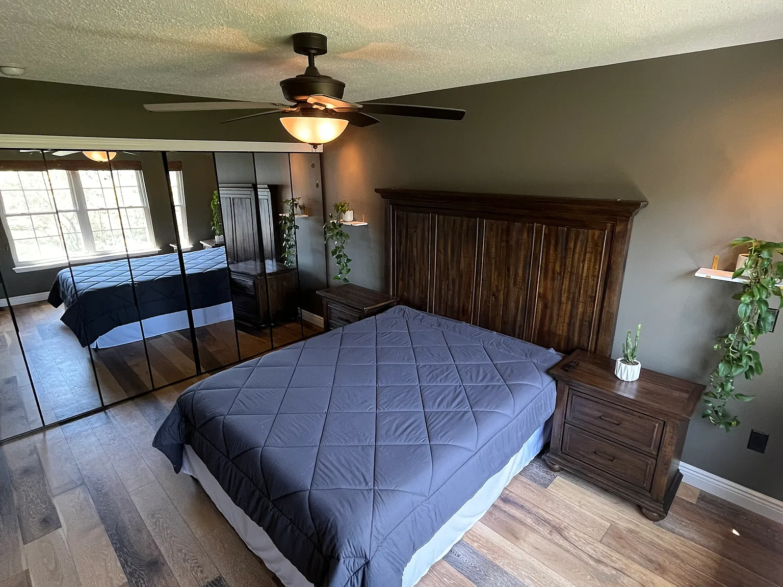 3 bed, 1.5 bath, 1160 sqft, $1,050 — Photo 2