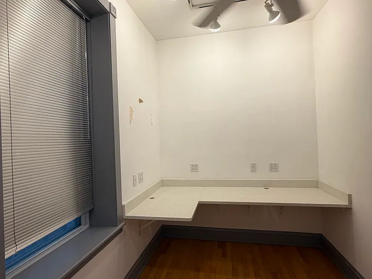 2553 W Cortez St #2R — Photo 7
