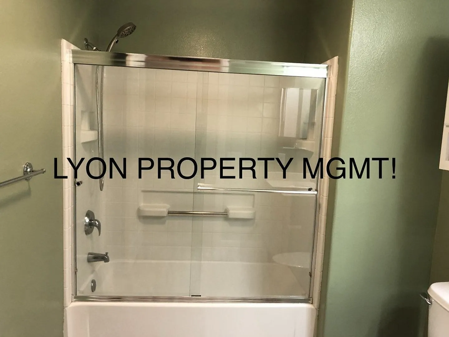 Fabulous condo located in the highly sought after Westlake Villas! — Photo 3