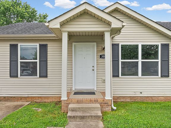3rd image of 307 Alan Ct