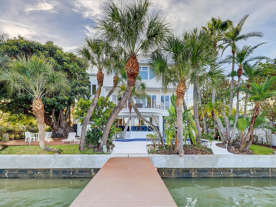 1st image of 821 Bay Esplanade #Bay