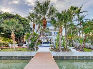 821 Bay Esplanade #BAY, Clearwater Beach, FL 33767