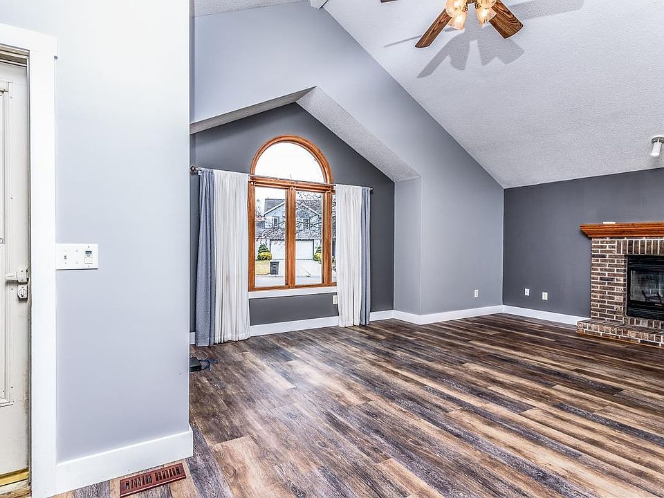 11215 Millstone Dr, Fort Wayne, IN 46818 Zillow