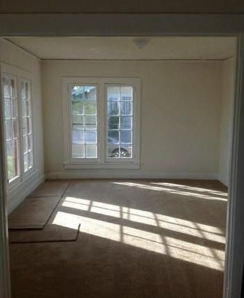 3rd image of 2309 S Longwood Ave