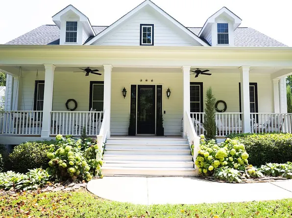 306 Carolina Downs Rd, York, SC 29745