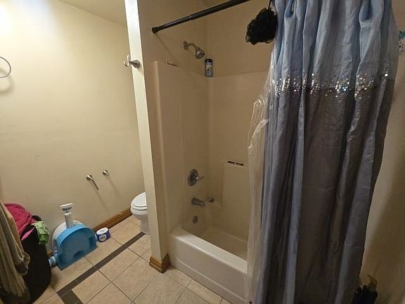 5th image of 231 E Center St