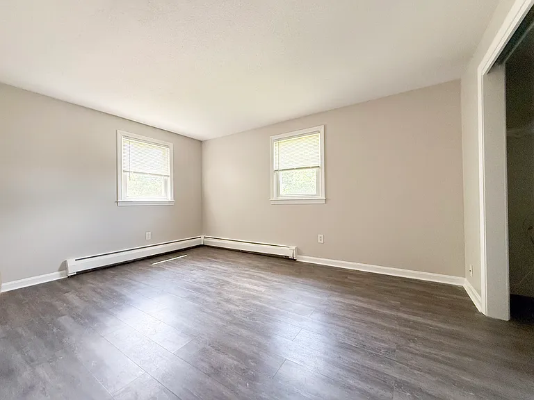 7 Meisner Cir #42 — Photo 7