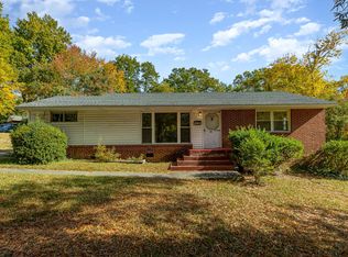 4885 Oglethorpe Pl, Charlotte, NC 28209